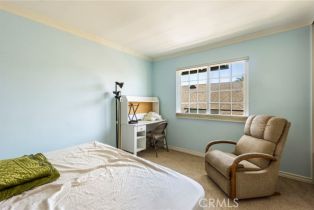 Single Family Residence, 21041 Shaw ln, Huntington Beach, CA 92646 - 21