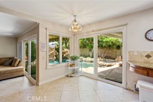 Single Family Residence, 21041 Shaw ln, Huntington Beach, CA 92646 - 40