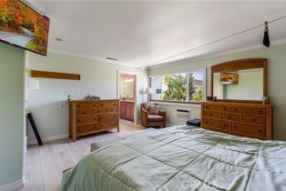 Single Family Residence, 21041 Shaw ln, Huntington Beach, CA 92646 - 6