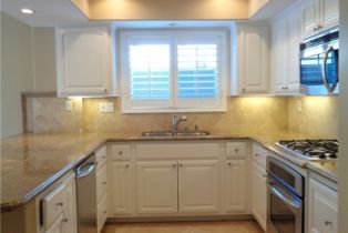 Single Family Residence, 211 7th st, Huntington Beach, CA 92648 - 11