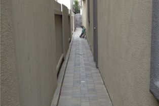 Single Family Residence, 211 7th st, Huntington Beach, CA 92648 - 5