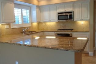 Single Family Residence, 211 7th st, Huntington Beach, CA 92648 - 9