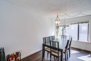 Townhouse, 22038 Vanowen st, Woodland Hills, CA 91303 - 6