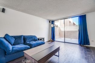 Townhouse, 22038 Vanowen st, Woodland Hills, CA 91303 - 8