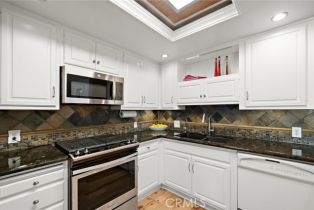 Condominium, 994 Bayside Cove, Newport Beach, CA 92660 - 9