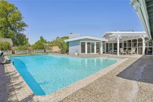 Single Family Residence, 994 Cleveland st, Orange, CA 92867 - 13