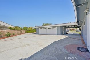 Single Family Residence, 994 Cleveland st, Orange, CA 92867 - 17