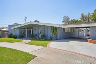 Single Family Residence, 994 Cleveland st, Orange, CA 92867 - 2