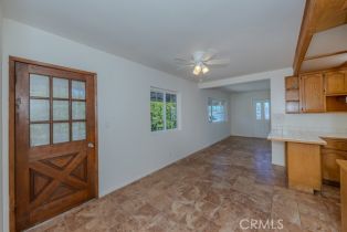 Single Family Residence, 1717 Columbia st, Long Beach, CA 90810 - 11