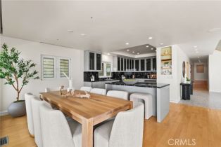 Single Family Residence, 1554 Oceanfront, Newport Beach, CA 92661 - 10