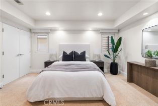 Single Family Residence, 1554 Oceanfront, Newport Beach, CA 92661 - 17