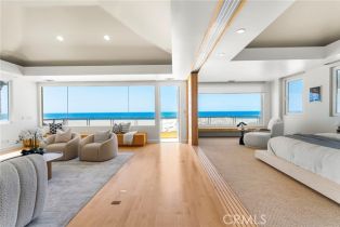 Single Family Residence, 1554 Oceanfront, Newport Beach, CA 92661 - 28