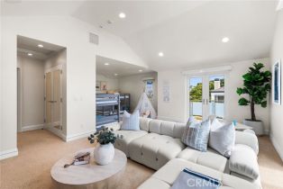 Single Family Residence, 1554 Oceanfront, Newport Beach, CA 92661 - 36