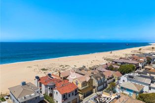 Single Family Residence, 1554 Oceanfront, Newport Beach, CA 92661 - 60