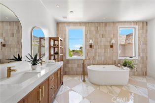 Single Family Residence, 530 Kings rd, Newport Beach, CA 92663 - 35