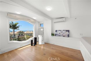 Single Family Residence, 530 Kings rd, Newport Beach, CA 92663 - 46