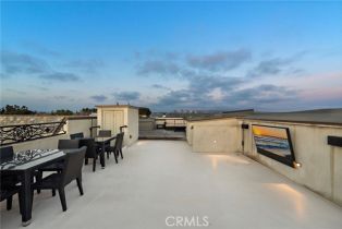 Single Family Residence, 530 Kings rd, Newport Beach, CA 92663 - 57