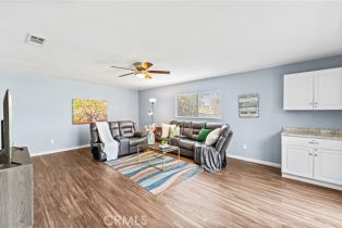 Single Family Residence, 205 Coronado dr, Corona, CA 92879 - 14