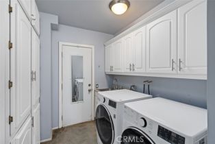 Single Family Residence, 11575 Sunshine ter, Studio City, CA 91604 - 22