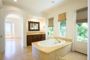 Single Family Residence, 10 Dunes Bluff, Newport Coast, CA 92657 - 27