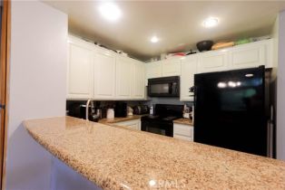 Condominium, 7890 E Spring st, Long Beach, CA 90815 - 16