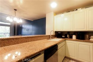 Condominium, 7890 E Spring st, Long Beach, CA 90815 - 18