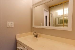 Condominium, 7890 E Spring st, Long Beach, CA 90815 - 27