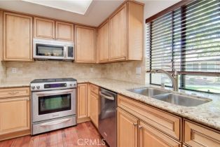 Condominium, 8566 Fallbrook cir, Huntington Beach, CA 92646 - 10