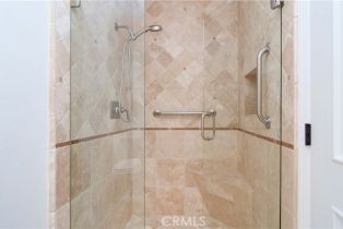 Condominium, 8566 Fallbrook cir, Huntington Beach, CA 92646 - 17