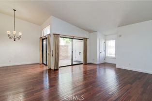 Condominium, 8566 Fallbrook cir, Huntington Beach, CA 92646 - 5