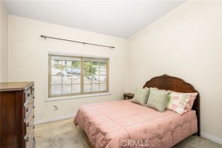 Single Family Residence, 6040 Pat ave, Woodland Hills, CA 91367 - 44