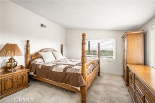 Single Family Residence, 6040 Pat ave, Woodland Hills, CA 91367 - 60