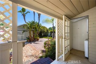 Single Family Residence, 528 Palmyra ave, Orange, CA 92866 - 40