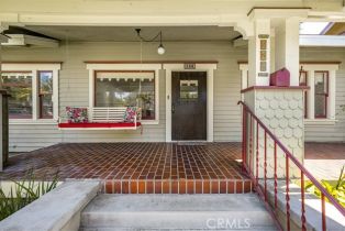 Single Family Residence, 528 Palmyra ave, Orange, CA 92866 - 5