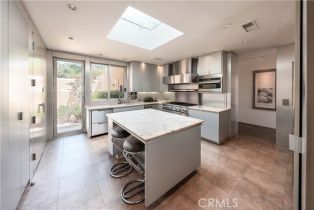 Single Family Residence, 10272 Overhill drive, North Tustin, CA 92705 - 4