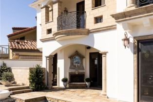 Single Family Residence, 16111 Santa Barbara ln, Huntington Beach, CA 92649 - 11