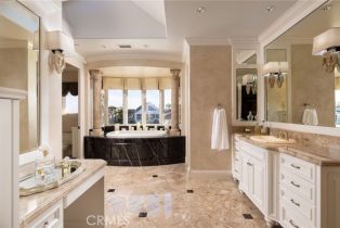 Single Family Residence, 16111 Santa Barbara ln, Huntington Beach, CA 92649 - 23