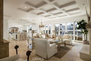 Single Family Residence, 16111 Santa Barbara ln, Huntington Beach, CA 92649 - 5