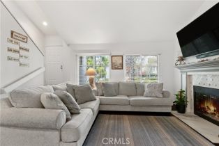 Condominium, 26571 Las Palmas, Laguna Hills, CA 92656 - 6