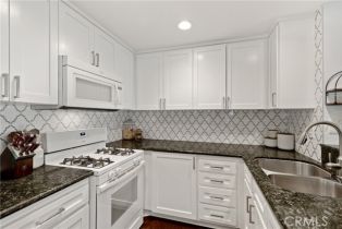 Condominium, 26571 Las Palmas, Laguna Hills, CA 92656 - 9