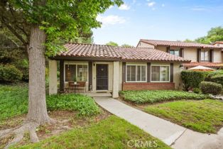 Condominium, 27556 Rondell st, Agoura Hills, CA 91301 - 5