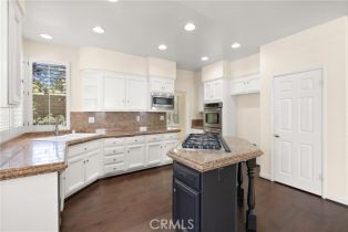 Single Family Residence, 872 South Briar Rose ln, Anaheim Hills, CA 92808 - 15