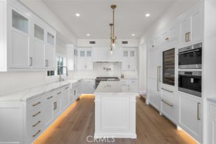 Single Family Residence, 2401 Bayshore dr, Newport Beach, CA 92663 - 28