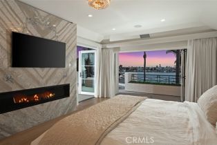 Single Family Residence, 2401 Bayshore dr, Newport Beach, CA 92663 - 35