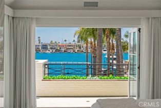 Single Family Residence, 2401 Bayshore dr, Newport Beach, CA 92663 - 37