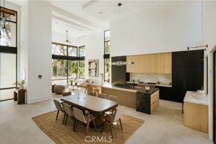 Single Family Residence, 2321 Mesa dr, Newport Beach, CA 92660 - 4