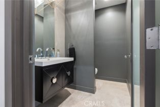 Single Family Residence, 10372 Crawford Canyon rd, North Tustin, CA 92705 - 32