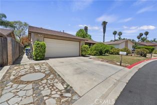 Single Family Residence, 819 Shade Tree ln, Fallbrook, CA 92028 - 5
