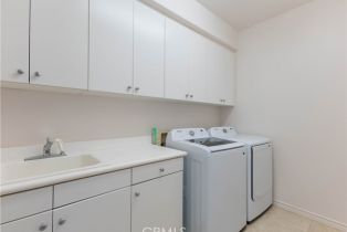 Single Family Residence, 8034 Portico, Orange, CA 92867 - 33