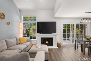 Condominium, 2342 Aspen st, Tustin, CA 92782 - 4